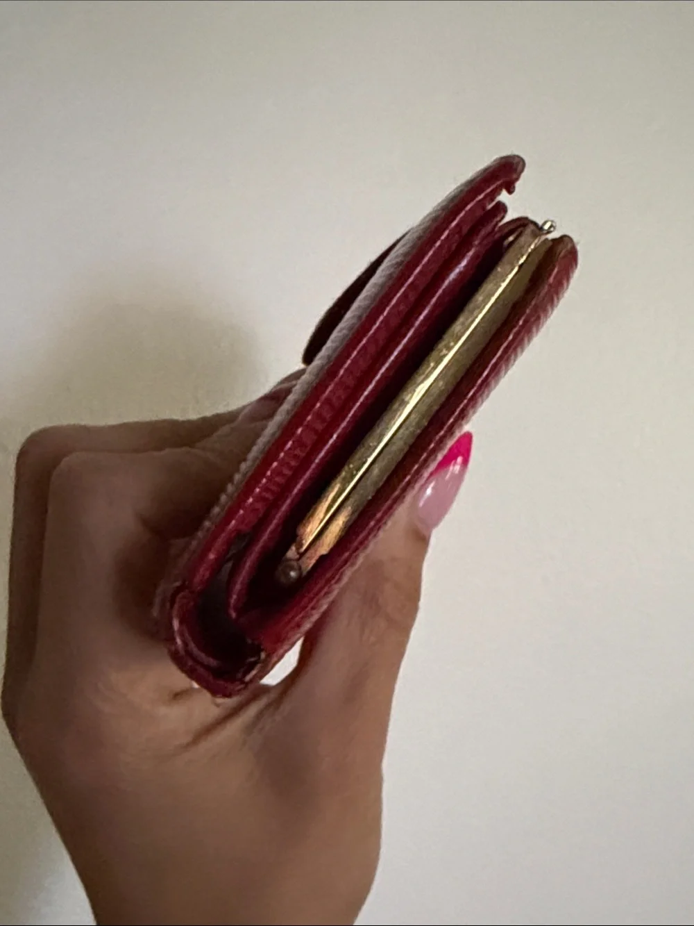 Louis Vuitton Red Epi Porte monnaie billets viennois kiss lock Wallet